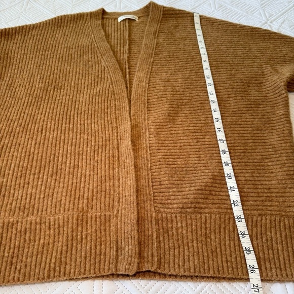 Anthropologie Alpaca & Merino Wool Oversized Cardigan Size M - Picture 3 of 8